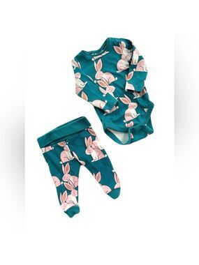 Next Blue‎ and Pink Matching Set with Playful Bunny Design